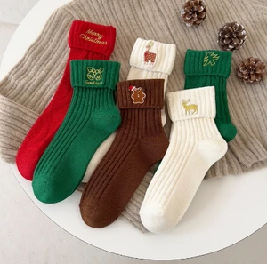 Women's Custom Winter Cotton Christmas Socks Cartoon Embroidery Xmas Socks Breathable Wholesale