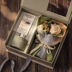 2026 Mother's Day Gifts for Mom Mother-in-Law Practical Elegant Flameless Aromatherapy Gifts Niche Souvenirs