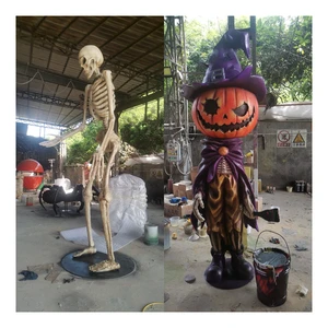 Commercial Fiberglass Giant Skeleton Statue Life Size Human Bone Sculpture Outdoor Haunted House Prop for Theme Park