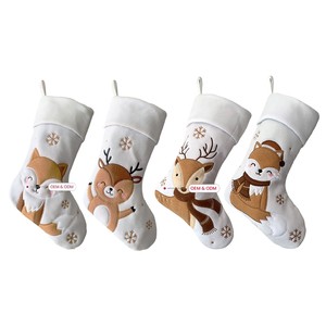 BSCI Factory Hot Selling Wholesale Customized Pattern White Embroidered Fox Reindeer Hanging Xmas Christmas Stockings