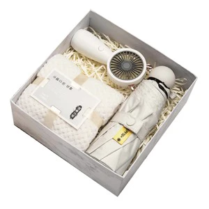 Custom Valentine's Wedding New Year Mother's Day Birthday Gift Set for Women Bridesmaid with Stainless Steel Mug & Towel