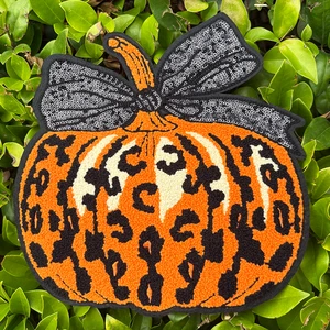Wholesale Embroidery Pumpkin Chenille Patches Custom Halloween Pumpkin Design Glitter Ghost Chenille Patches for Clothes