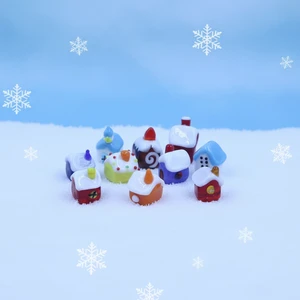 Customized Lampworking Glass Handmade Folk Art Christmas & New Year House Decoration Mini Glass Houses