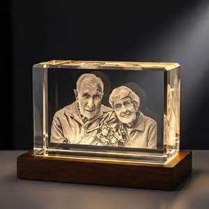 Personalized 3D Laser Engraved Photo Crystal Cube K9 Glass Block With Picture Memorial Keepsake For Family & Pet