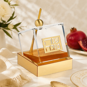 Acrylic Honey Dish Set With Magnetic Lid Gold Spoon For Rosh Hashanah Gift Judaica Holiday Lucite Honey Jar Factory Customized