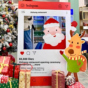 Modern Birthday Christmas Tree Ornaments Photo Frame KT Board China Digital Printing Christmas Mall Store Ambiance Visual