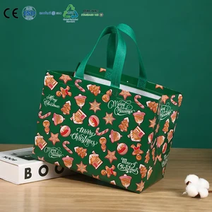 Custom Xmas Cookie Print Non Woven Bag Green Base Waterproof Tote For Winter Holiday Gift Sets Wholesale