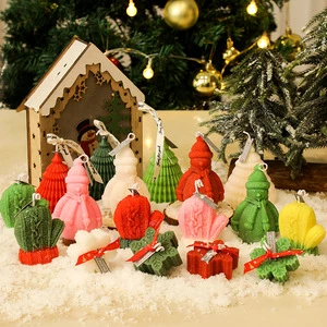 Wholesale Hot Sale Christmas Scented Candles, Scented Decorations, Christmas Gifts, Aroma Snowflake Christmas-shaped Candles.