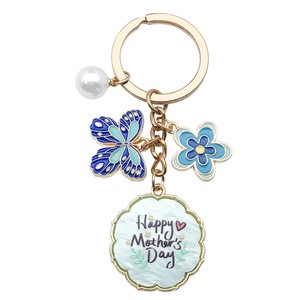 Factory Direct Custom Mothers Day Keychain Personalized Metal Enamel Keyring with Charm Pendant for gifts