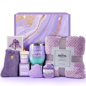 Perfect Surprise Personalized Relaxing Elegant Gifts Lavender Spa Bath Valentine Mother Gift Set Box for Women Moms Wife
