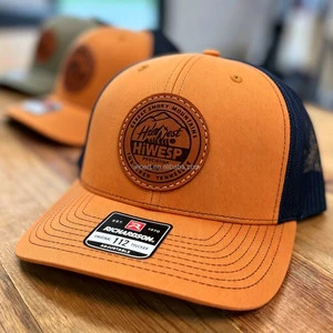 Custom Embroidery Leather Patch Breathable Mesh Trucker Cap 6 Panel Baseball Cap Trucker Hats Custom Gorras Richardson Hats 112