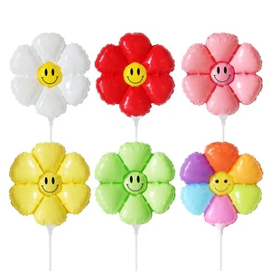 Colorful Daisy Foil Balloons with Smile Flower New Year and Thanksgiving Home Decoration for Children's Park Birthday Parties