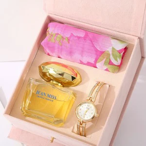 Promotional Wholesale of Mother's Day Gift Sets Watch Bracelet Necklace Gift Set for Valentine's Day Mother's Day Madam