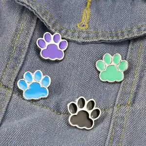 China Factory Custom Cartoon Cat Metal Pins Colorful Anime Enamel Pins for New Year Halloween & Anniversaries Casting Technique