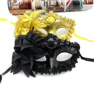 New High-end Halloween Plastic Venetian Eye Masks with Flower Design Women's Party Masks
