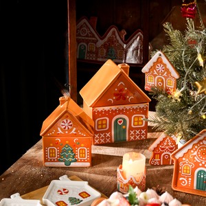 Custom Gingerbread Village Collection Special House Shaped Christmas Plates Cake Stand Bowls Ceramic Tableware Sets For Home