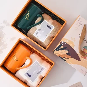 Wedding Gift Handmade Silk Screen Printed Cloth Mug Coffee Cup Tower Sets for Guests for Christmas Graduation Father's Day