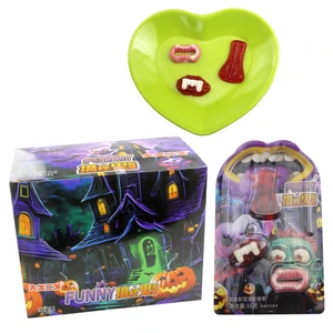 Hot Selling Funny Halloween Monster Tongue Tooth Fruity Flavor Gummy Soft Candy