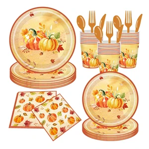 Modern Cartoon Thanksgiving Theme Party Supplies Autumn Pumpkin Maple Leaf Disposable Tableware Holiday Atmosphere Decoration