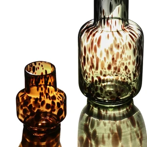 Customizable Mid-Ancient Style Handmade Hawksbill Patterned Spotted Polygon-Shaped Glass Vase Christmas Home Hydroponic Flower