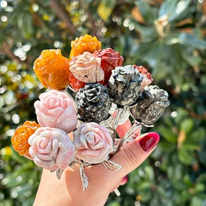 Hot Sale Clear Red Jasper Quartz Rose Flower Craft Elegant Crystal Gifts for Mother's Day & Valentine's Day for Girlfriend