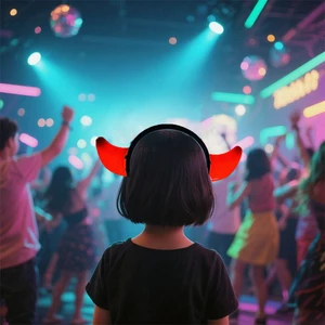 Glow Stick Horns for Weddings and Birthdays Fluorescent Plastic Ox Horn Toys for Kids Adults Halloween Party Supplies