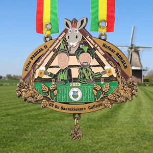Dutch Karnevals Carnival Beer Medal 3D Antique Gold Soft Enamel Hollow Out Die Cast Zinc Alloy Dangle Parade Jubilee Award Medal