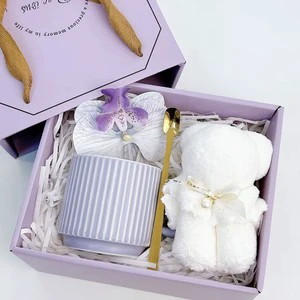 Wholesale Wedding Favor Set Elegant Design Lovely Bunny Gift Set in Gift Box for Valentine's Day Trending Products