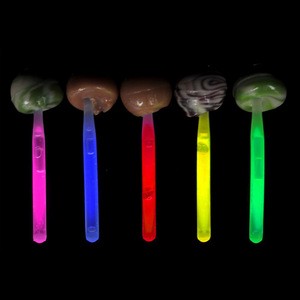 Wholesale Plastic Glow in the Dark Lollipop Sticks Creative Candy Portable Party Favors for Concert Festival Neon Kids
