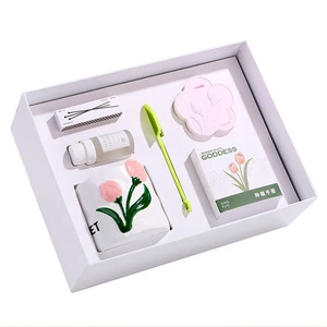 Mother's Day Gift for Mom High-grade Practical Hand Gift Tulip Aroma Candle Small Gift Set