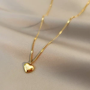 Wholesale Love Heart Alloy Necklace Popular Clavicle Chain Simple Classical Heart Pendant Necklaces Jewelry