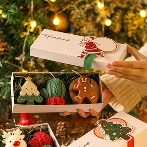 Wholesale Christmas festival cartoon gingerbread man Christmas tree deer shape aromatherapy candle set gift box with hand gifts