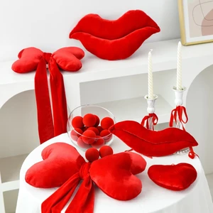 Valentine's Day Red Lip Bow Heart Decor Hot Selling Portable Party Accessories for Couple Indoor Use