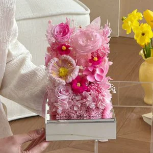 520 Valentine's Day Gift Eternal Flower Rose Rectangular Flower Box Handbag for Girls Friends Besties for Birthdays