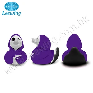 Hot Product Festival Halloween Decoration Item Plastic PVC Vinyl Bath Toys for Kids Horrible Skeleton Halloween Rubber Duck