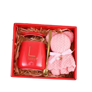 Wholesale Valentine's Day Gift Set for Bridesmaids: Mug and Towel Box