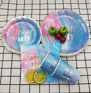 Colorful Chinese supplies custom printed disposable cute kids birthday party sets