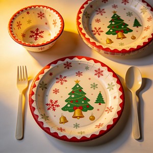 Wholesale Christmas Tree Cute Warm Set Series Disposable Paper Dinnerware & Tableware Plate Set-Eco-Friendly For Party Dinner
