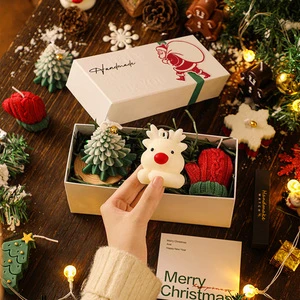 Hot Selling Decorative Merry Christmas Candle Christmas Gift Set Handmade Scented Candle with Luxury Package