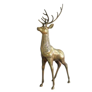Superior Quality Golden Metal/Aluminium Reindeer Christmas Wedding Decorative Sculpture Handmade Metal Handicraft Customized