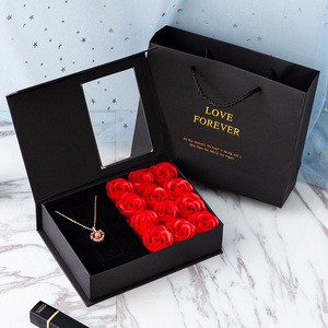 Wholesale Valentines Day Gifts for Women Preserved Rose Flower Gifts Box Wife Mother Present