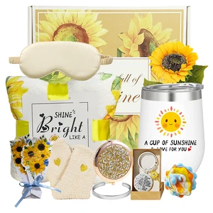 Women Trending Products 2024 Items Sunflower Blanket Card Socks 10 Pieces Wholesale Mothers Day Set Custom Get Well Soon Gifts
