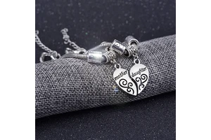 Mother's Day Souvenir for Two Mother-Daughter Heart Bracelet Charms Holiday Gifts Mama Bracelet
