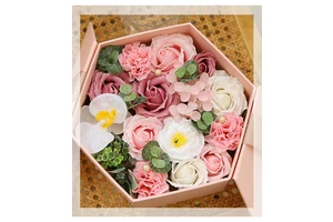 2025 New Valentine's Day Gifts Ideas Couple Gift Valentine's Day Custom Luxury Romantic Box Gift Set for Valentine's Day