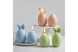 Easter Bunny Egg Shaped 100% Natural Soy Handmade Scented Candle Decorative Gift for Holiday Parties & Home Decor
