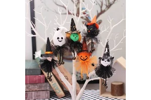New product - Halloween venue decoration props - Cartoon-style dress hangers, bell ornaments, pumpkin witch hanging pieces