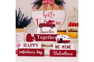 Wholesale Wooden Crafts Valentine's Day Party Decoration Wooden Dining Table Heart-shaped Decoration Valentine's Day Gift