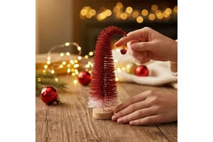 SANWEI Best Selling Christmas Products Decorative Items Mini Bottle Decoration Artificial Nordic Crooked Neck Christmas Tree