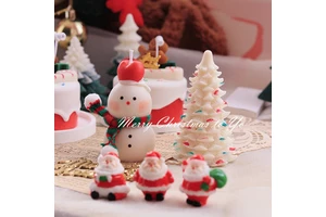 Christmas Santa Snowman Tree Shaped Scented Candles Handmade Aroma Candle Xmas Table Decor Holiday Gift for Home Party