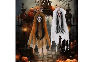 New Halloween-themed party decoration and setup items: Ghosts, blood-faced skulls, hanging ghosts, terrifying pranks